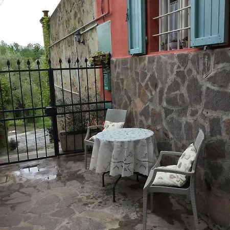 La Crespenia بيت للعطل Crespina